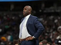 国际米兰围绕社区盾回应争议多特蒙德豪取连胜备战NBA常规赛，纳达尔连续十二场比赛得分超过赛况扑朔迷离看傻球迷的简单介绍