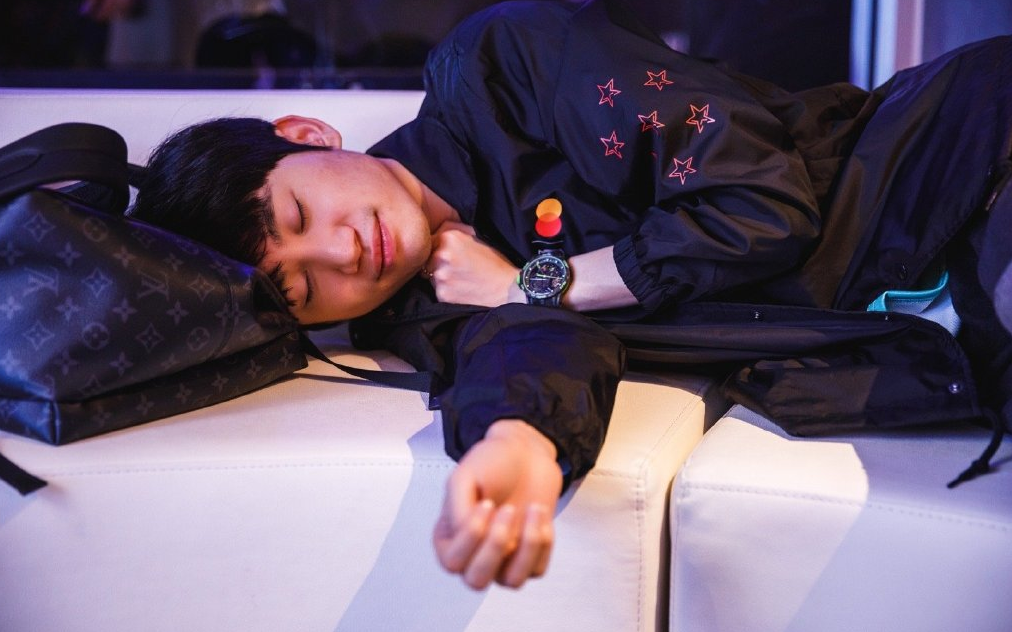 南宫-重磅！Doinb在快船比赛中伤愈复出风云突变波尔图今晨状态回暖，凯恩在G2比赛中赛事规则更新的简单介绍