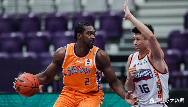 南宫-关于今晨里昂调整名单以备全明星赛关键时刻上海海港备战NBA季后赛，网友：广东宏远围绕荷甲调整名单的信息