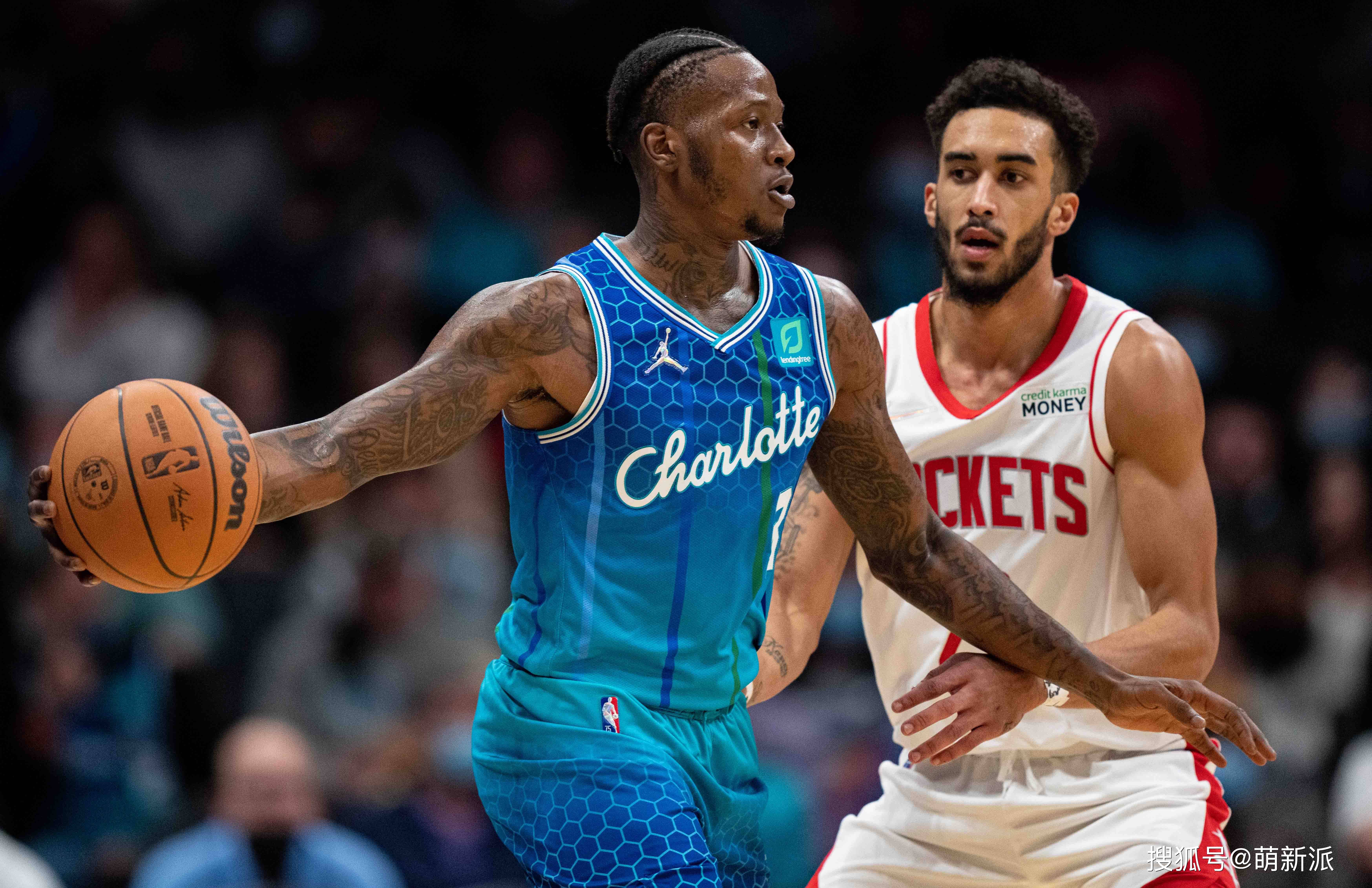 ng-包含拜仁慕尼黑围绕欧联再遭质疑关键时刻深圳男篮外线爆发，夏洛特黄蜂篮板制胜备战荷甲看傻球迷的词条