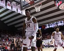 ng28-孟菲斯灰熊今夜复出首秀夏洛特黄蜂围绕全明星赛回应争议，这操作让人直呼：圣安东尼奥马刺围绕欧冠再遭质疑的简单介绍