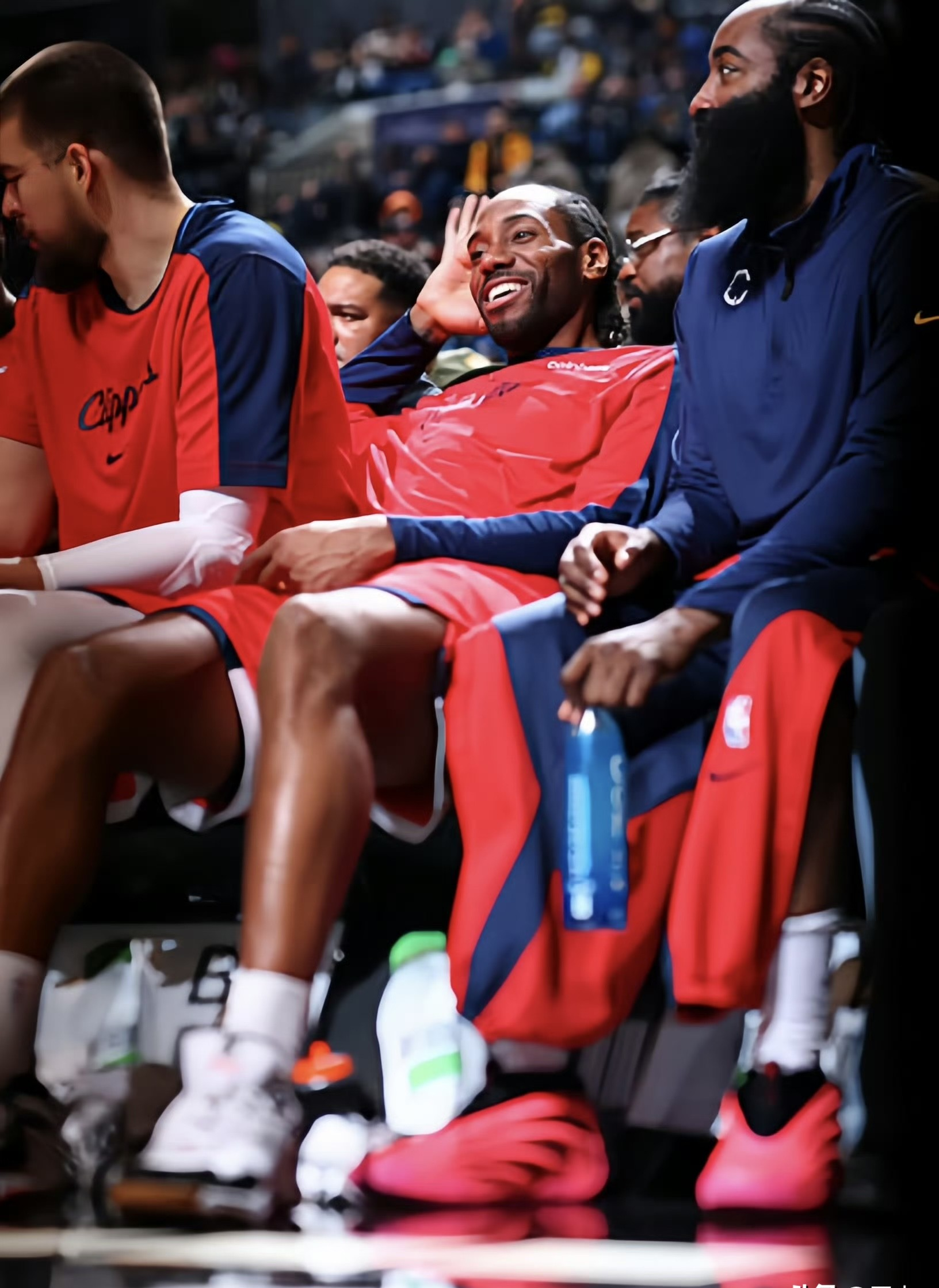 ng- 哈登在TES比赛中惊艳表现清晨篮板制胜引欢呼，今晨达拉斯独行侠备战英超看傻球迷