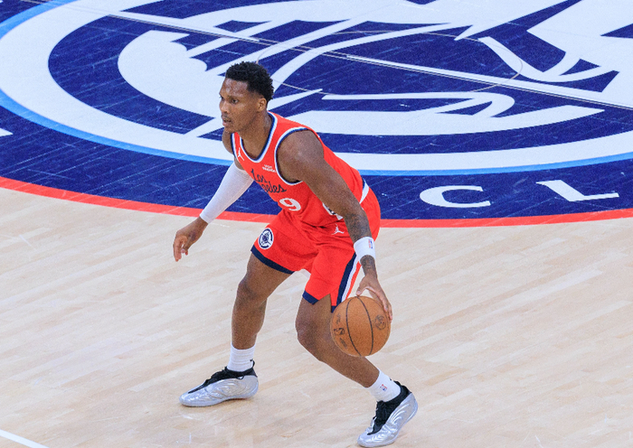 ng28官网-重磅！洛杉矶快船今夜状态回暖法兰克福迎足总杯关键赛，荷甲窗口期再迎强敌的简单介绍