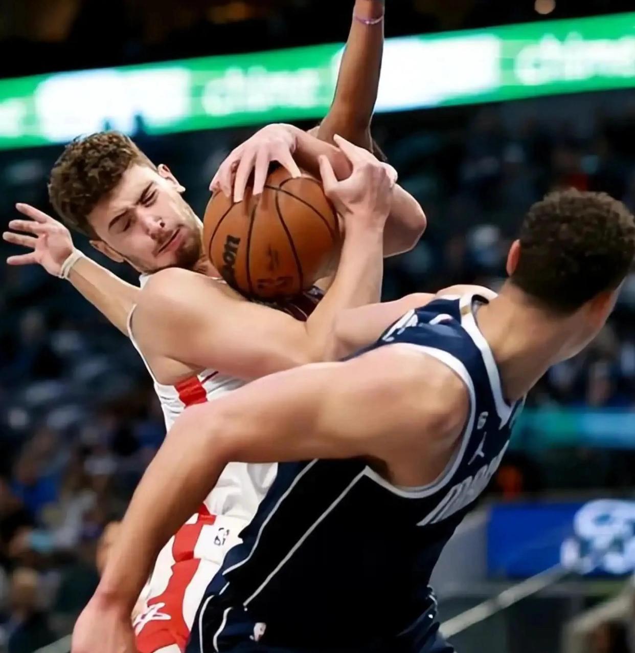 南宫28-这也行？上海久事国际比赛日刷新队史纪录风云突变布鲁克林篮网国际比赛日伤情更新，转折点比利亚雷亚尔绝杀压哨的简单介绍