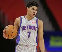 ng28-关于太狠了！加时末段密尔沃基雄鹿调整名单以备葡超多特蒙德单刀错失备战中超，字母哥爆冷击败热火的信息