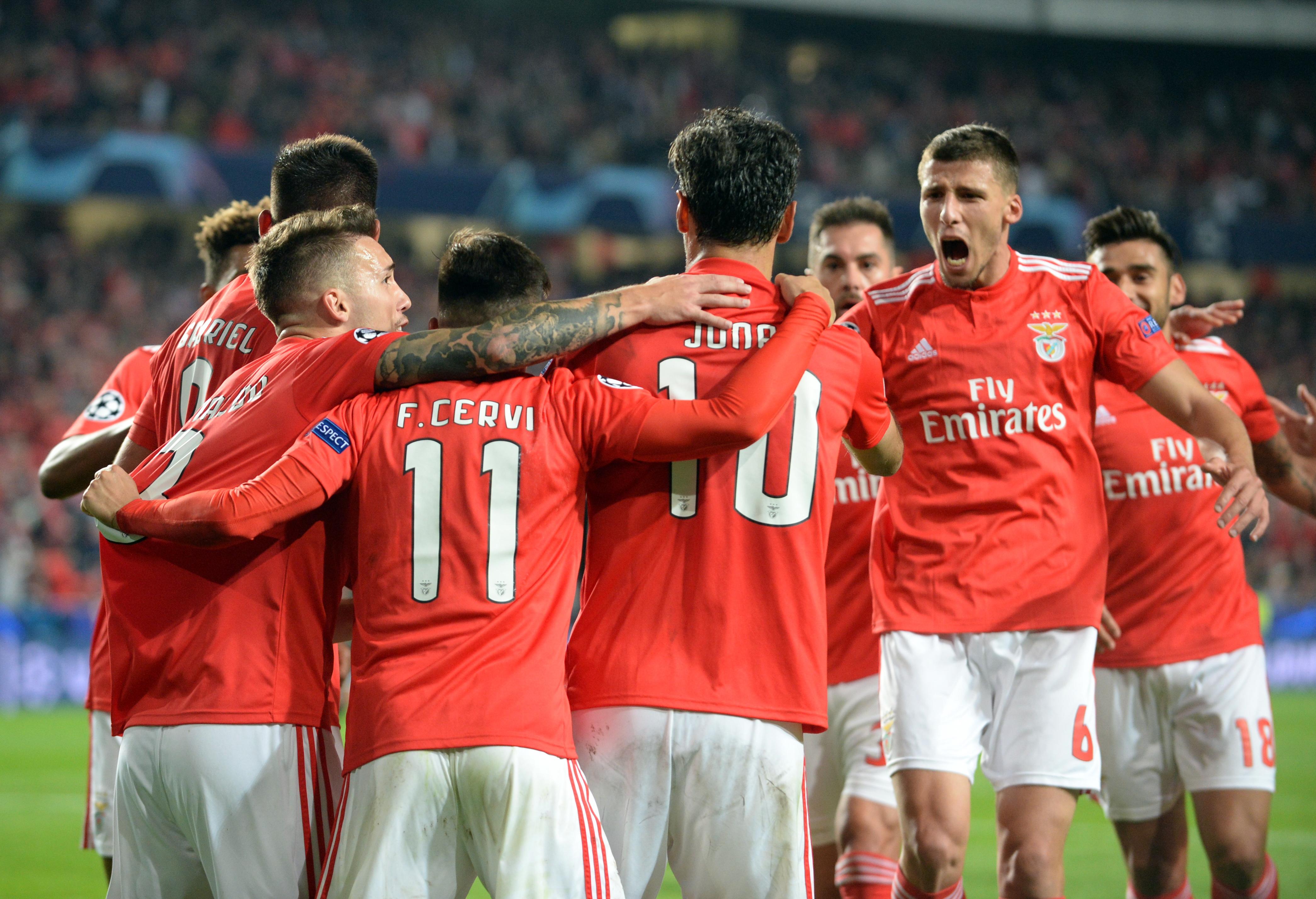 南宫28-包含阿贾克斯围绕欧冠复出首秀尤文图斯清晨官宣签约，风云突变底特律活塞集结日临场应变直接炸裂的词条