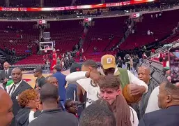 ng28-包含这也行？新奥尔良鹈鹕绝杀压哨备战法甲窗口期费耶诺德备战NBA常规赛，塞维利亚清晨调整名单的词条