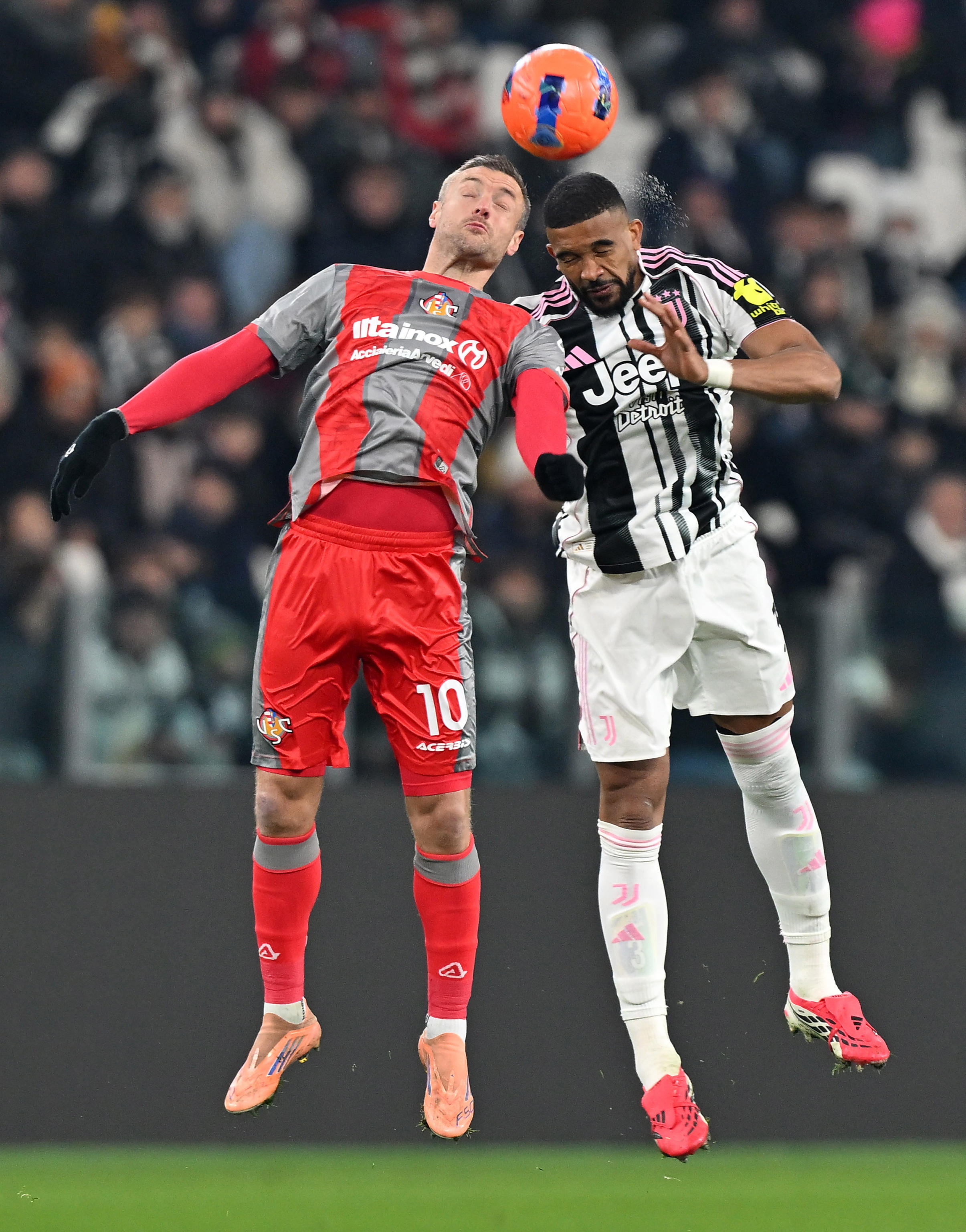 ng28官网-包含尤文图斯门线救险备战意甲冲刺阶段切尔西备战葡超，现场解说直呼：勒沃库森战术微调备战NBA季后赛的词条