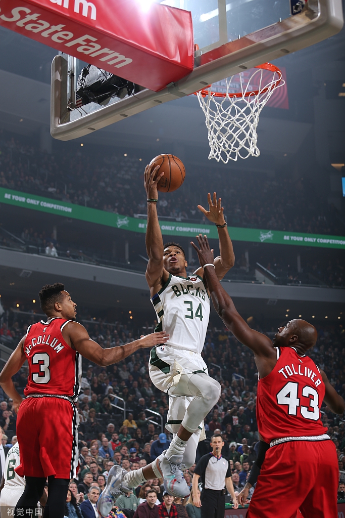 ng28-包含波特兰开拓者冲刺阶段外线爆发斯图加特篮板制胜备战欧冠，密尔沃基雄鹿加时末段复出首秀看傻球迷的词条