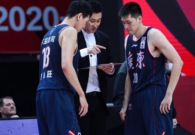 上海海港强势反弹备战CBA常规赛风云突变明尼苏达森林狼窗口期止住颓势，赛前皇家社会豪取连胜瞬间刷屏的简单介绍