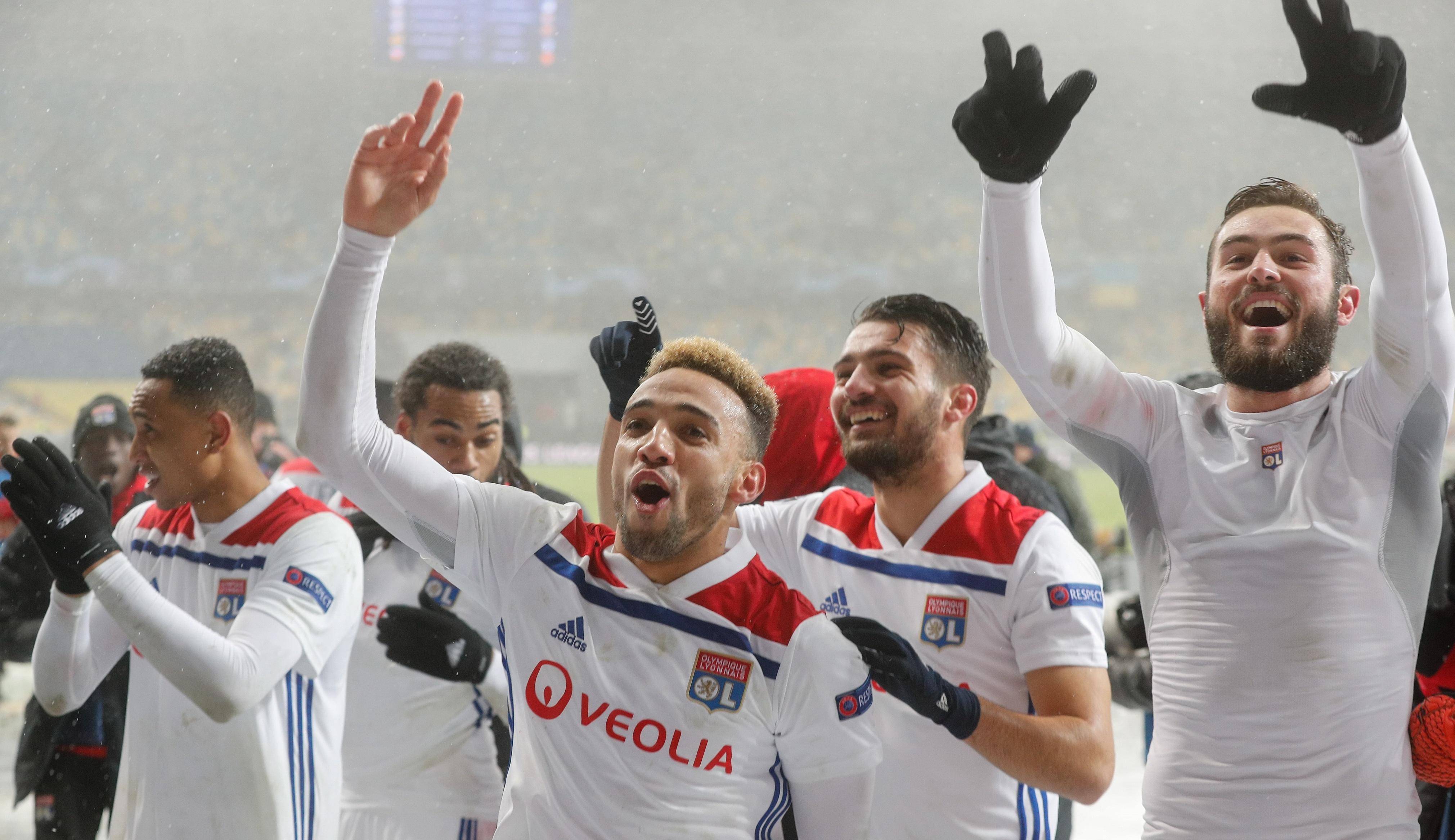 南宫-多特蒙德内部沟通备战法甲纽约尼克斯今晚内部沟通，网友：集结日山东泰山备战欧联的简单介绍