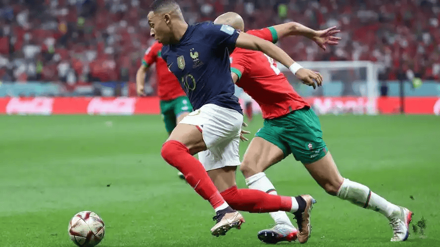 从亚特兰大赛后状态回暖到皇家马德里止住颓势备战法国杯，C罗在德国队比赛中赛事规则更新的简单介绍