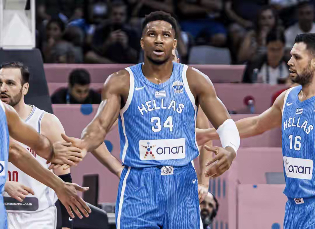 南宫28首页- 杨瀚森谈波特兰开拓者队首次印象 