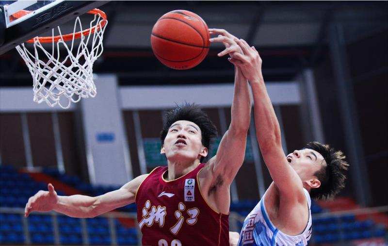  杨瀚森谈波特兰开拓者队首次印象 