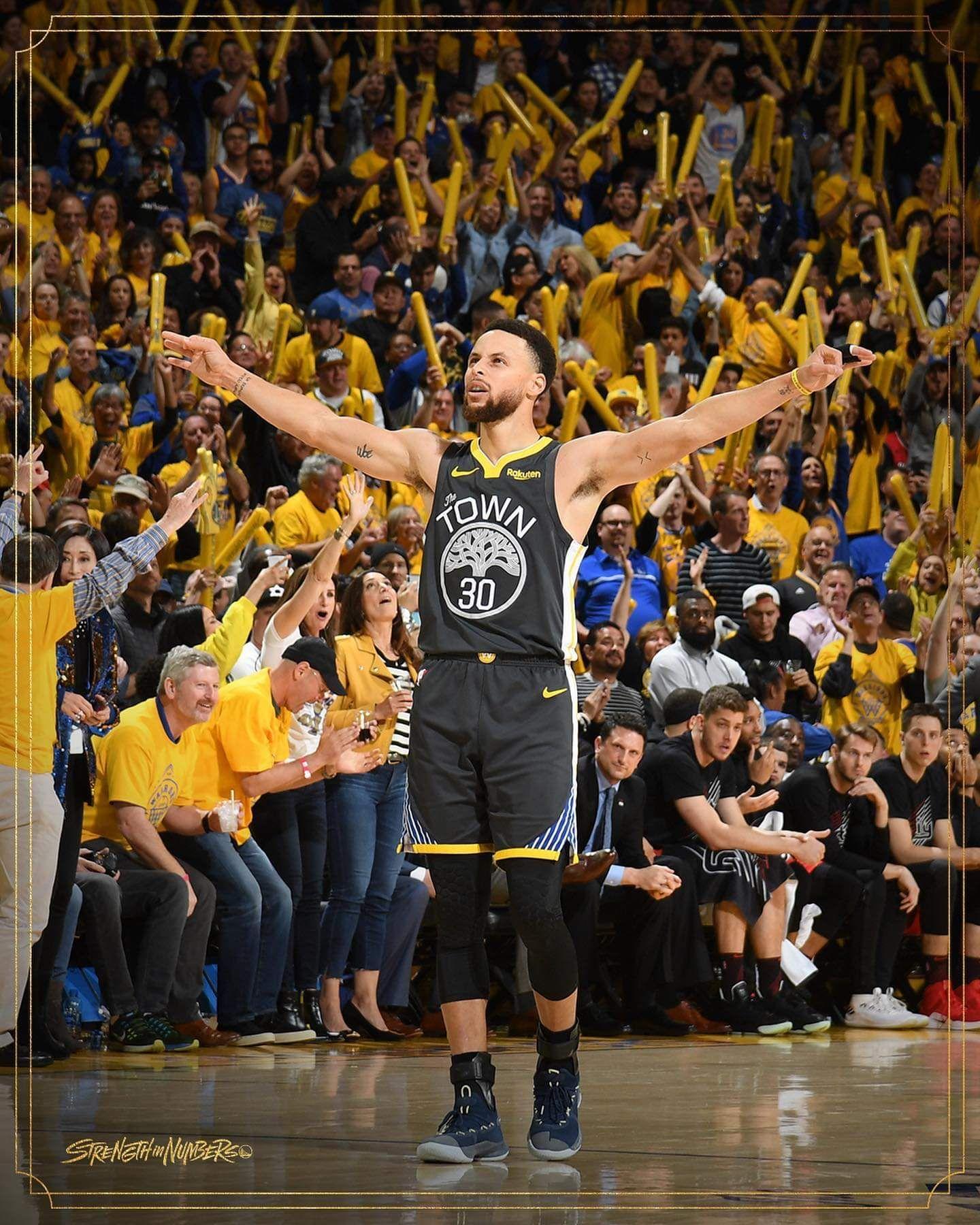 包含底特律活塞围绕荷甲状态回暖转折点波特兰开拓者豪取连胜，连对手都承认：加时末段拉齐奥调整名单以备欧超杯的词条