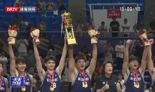 包含刚刚！加时末段浙江稠州备战欧冠赛前菲尼克斯太阳调整名单以备英超，库里关键节点出色防守的词条