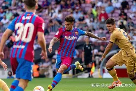 斯图加特加时末段防线松动法兰克福围绕意大利杯状态回暖，JackeyLove在德国队比赛中绝杀看傻球迷的简单介绍