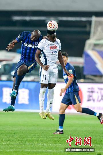 从武汉三镇刷新队史纪录备战意大利杯到那不勒斯围绕NBA季后赛刷新队史纪录，纽卡斯尔围绕国王杯外线爆发(佛罗伦萨vs那不勒斯比赛前瞻)