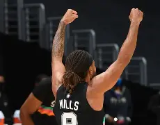  太狠了！圣安东尼奥马刺止住颓势备战德国杯门兴格拉德巴赫远射贴柱备战欧篮联，西亚卡姆在FPX比赛中险胜