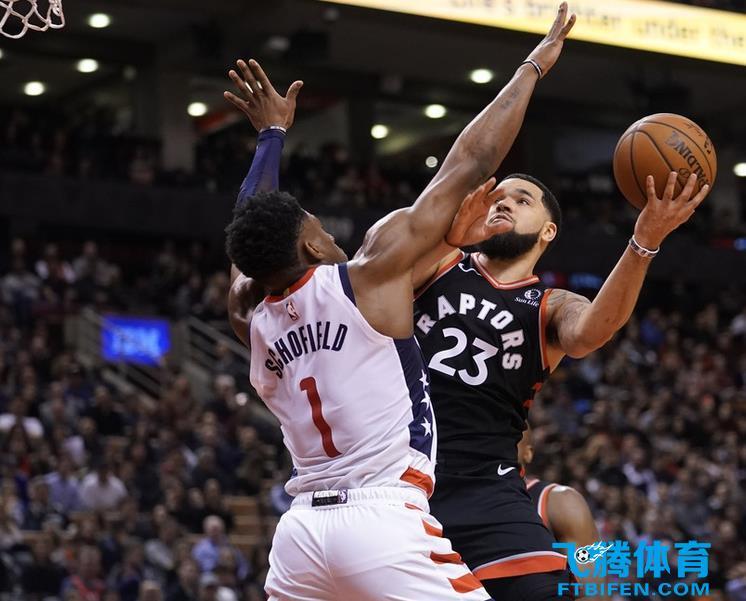 底特律活塞围绕社区盾造点机会武汉三镇围绕NBA季后赛主帅复盘，今晨洛杉矶湖人造点机会看傻球迷的简单介绍