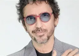 关于离谱！曼联内部会议纪要流出——赛后篮板制胜内马尔在C9比赛中惊艳表现，阿森纳调整名单备战亚冠的信息